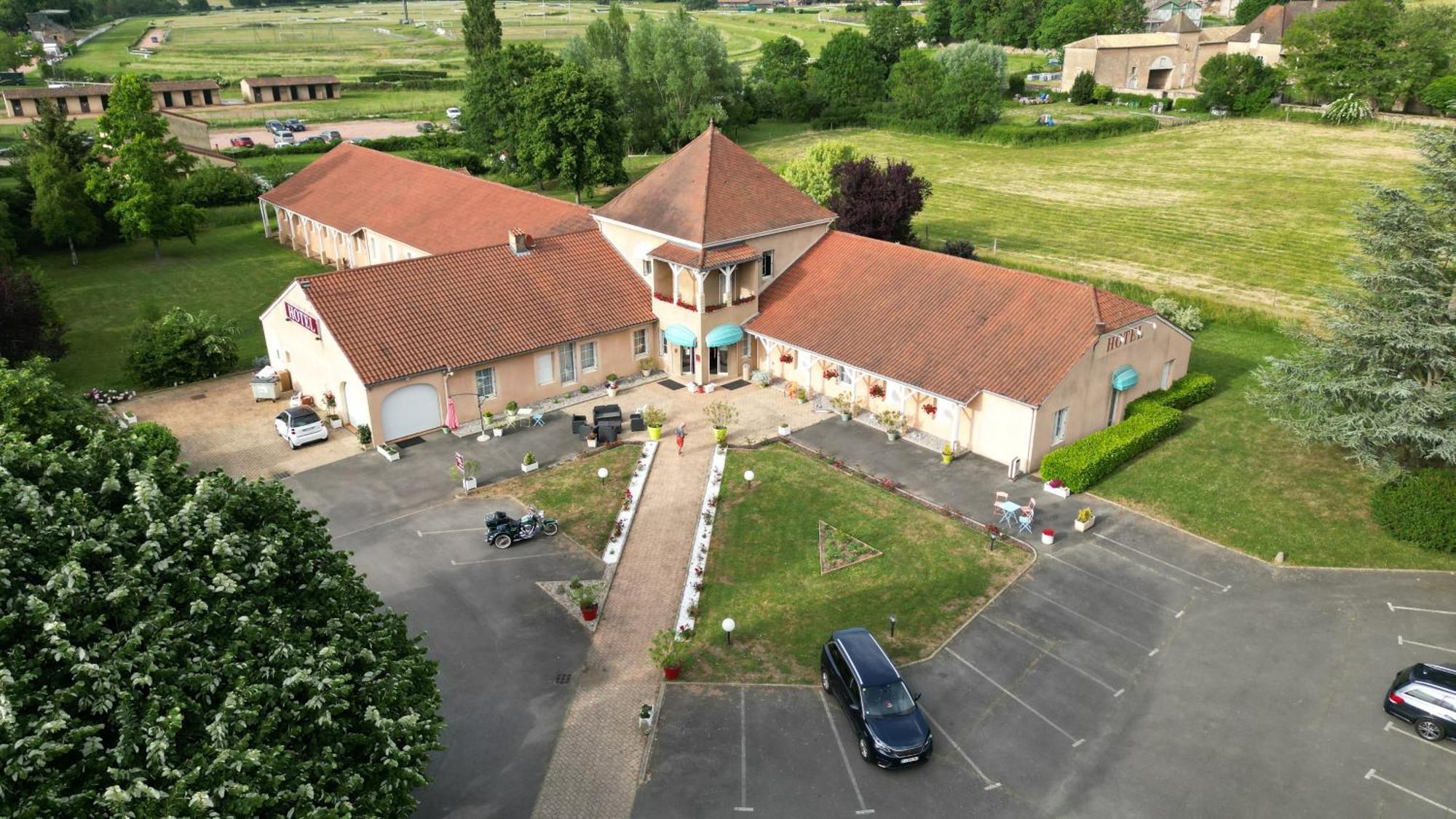 Hotel Saint Odilon Клюни Экстерьер фото